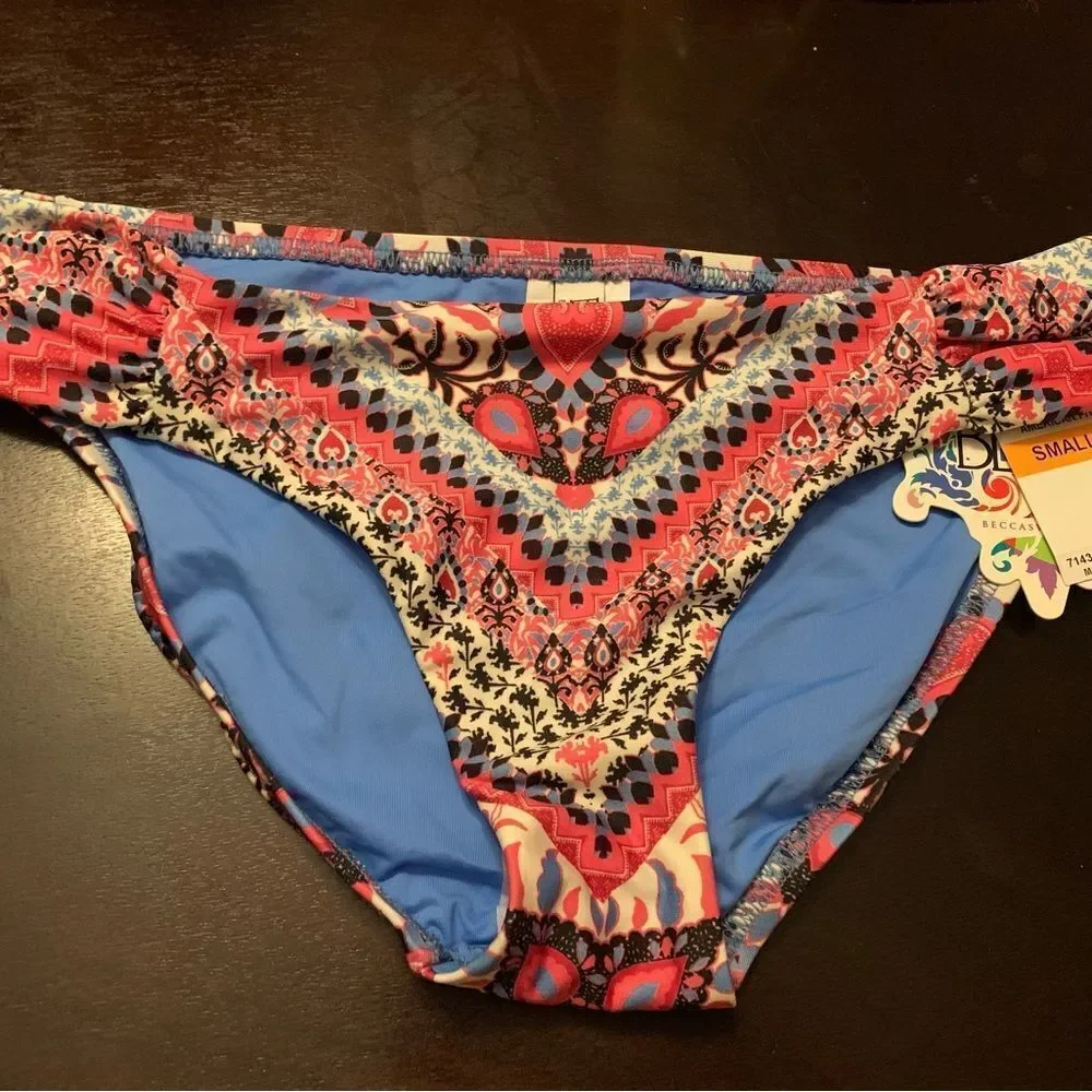 Becca Rebecca Virtue Floral American Fit Swimsuit Bikini Bottom Small NWT $54